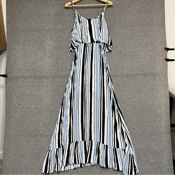 Cotton Blue women’s maxi dress blue and white size L preowned - Picture 3 of 12